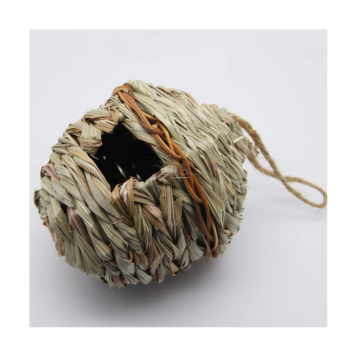 winemana Grass Hand Woven Birdhouse, Outside Grass Hanging Bird Hut, Natural Hummingbird Nest for Outdoor, 2 Pack (Reed) - imagen de detalle 6