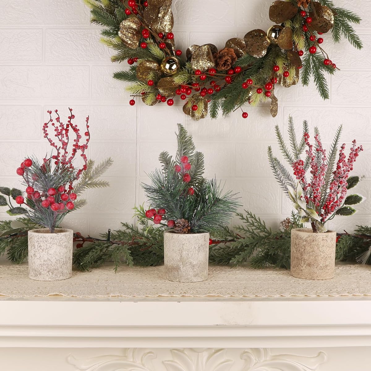 winemana Mini Christmas Tree Table Decorations Indoor, 3 Pcs Small Artificial Xmas Trees Decoration with Red Berries Pine Cone for Centerpiece Kitchen Office Tabletop Home Holiday Decor - imagem de detalhe 6
