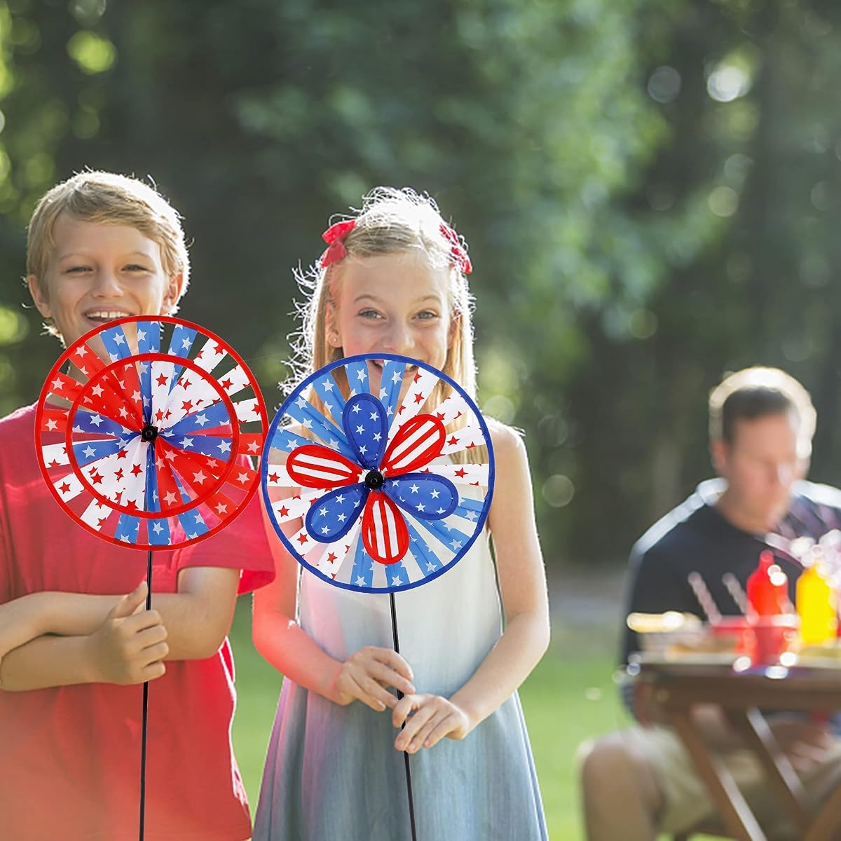 winemana 3 Pack Patriotic Pinwheel for Independence Day, 4th of July Decor Double Spinner Wheel, American Flag Red White Blue Star Décor Outdoor Yard Patio Garden Lawn (12" x 29") - imagen de detalle 4