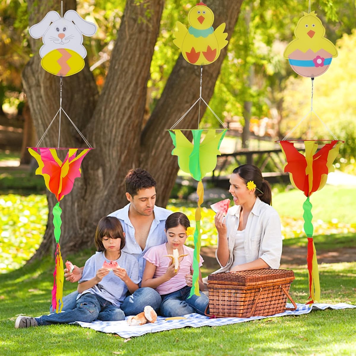 winemana 3.6 FT Spring Outdoor Decorations Wind Spinner, 6 Pcs Hanging Bunny Chick Wind Spiral, Windstock with Twister for Garden Yard Porch Lawn Spring Decor - imagen de detalle 6