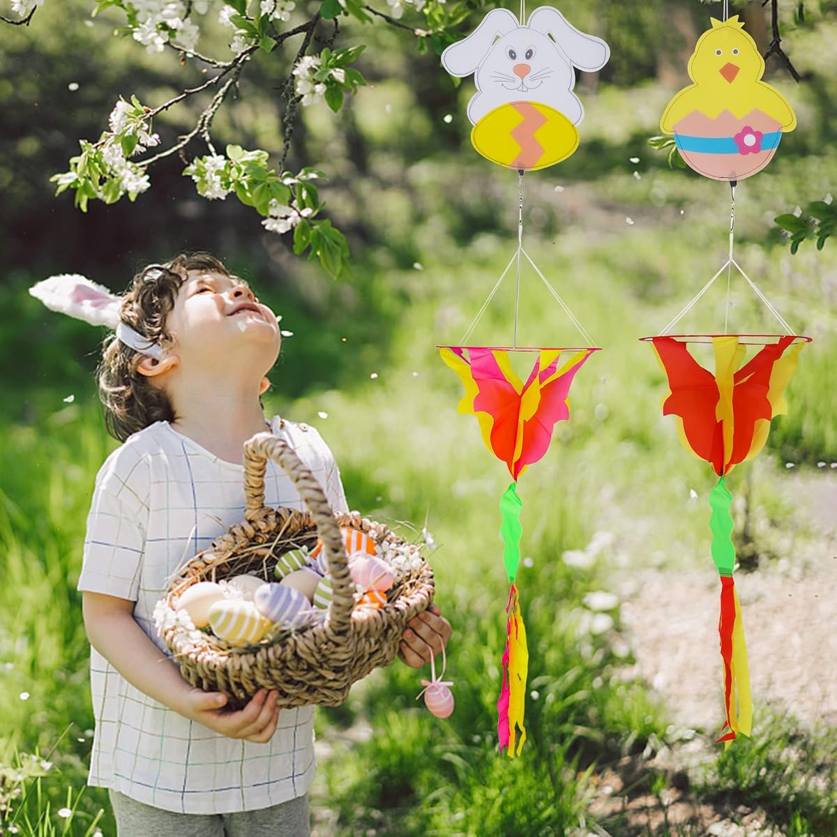 winemana 3.6 FT Spring Outdoor Decorations Wind Spinner, 6 Pcs Hanging Bunny Chick Wind Spiral, Windstock with Twister for Garden Yard Porch Lawn Spring Decor - imagen de detalle 3