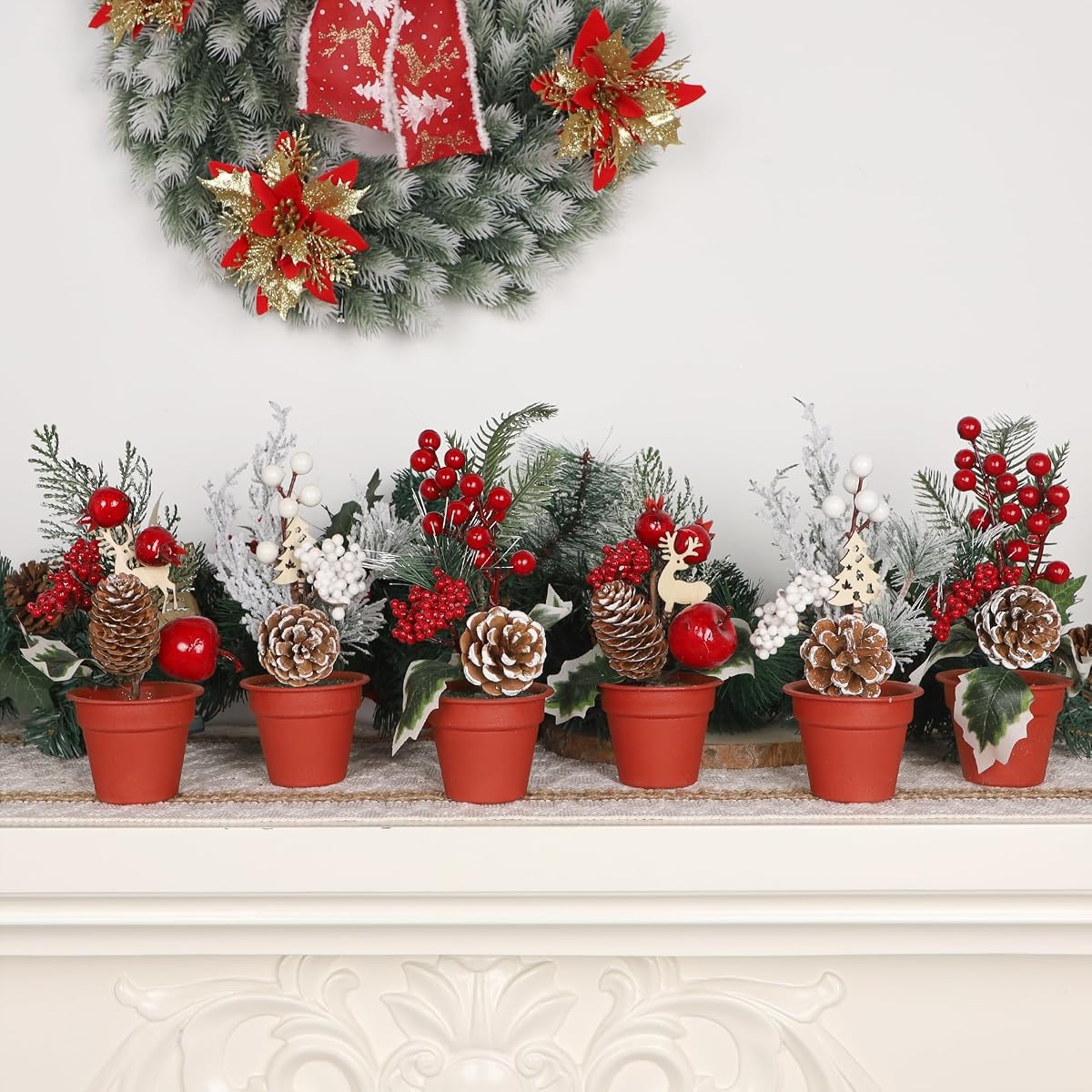 winemana Mini Christmas Tree Table Decorations, 6 Pcs Small Artificial Tree with Pine Cones & Red Berry, Holiday Tabletop Centerpiece for Home Kitchen Room Mantel Winter Party Decor - imagen de detalle 6