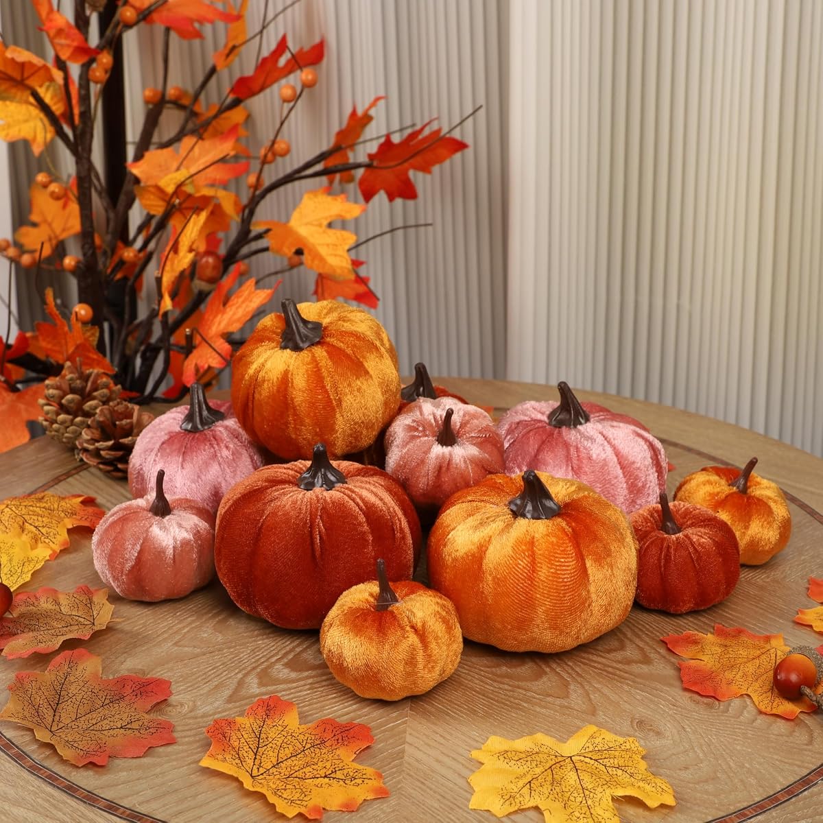 winemana 12 Pack Velvet Pumpkins Fall Decor, Fabric Foam Pumpkin for Decorating, Thanksgiving Table Decorations Fake Pumpkins for Mantel, Wedding Dining Table Centerpieces (Rust Orange) - imagem de detalhe 3