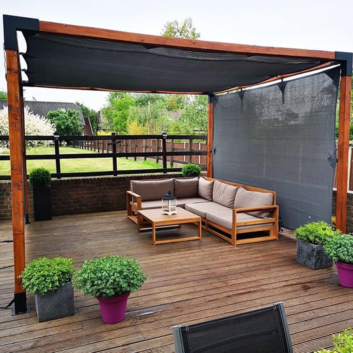 winemana 70% Black Shade Cloth, 20 x 30 FT Durable Mesh Tarp with Grommets, Resistant Garden Sun Shade Netting with Taped Edge for Plant Cover, Greenhouse, Patio, Tomatoes, Chicken Coop, Barn Kennel - imagem de detalhe 5