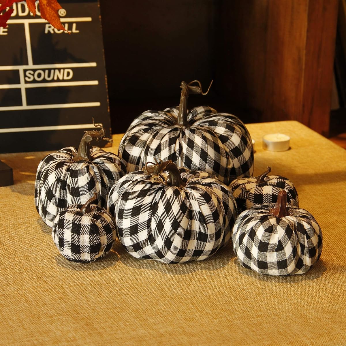 winemana 6 Pcs Thanksgiving Decorations Artificial Pumpkins, Different Sizes Vivid Fake Foam Pumpkin in Black&White Grid, Fall Decorations for Home Kitchen Table Indoor Outdoor Friendsgiving - 细节图 5