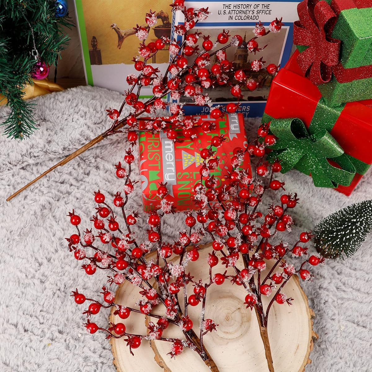 winemana 3 Pack 17 in Large Red Berry Picks, Artificial Christmas Berries Stems with Ice Snow Long Pomegranate Berry for Crafts Garland Home Party Christmas Decoration - imagem de detalhe 4